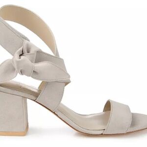 Journee Collection Women's Cream Block Heel Sandals
